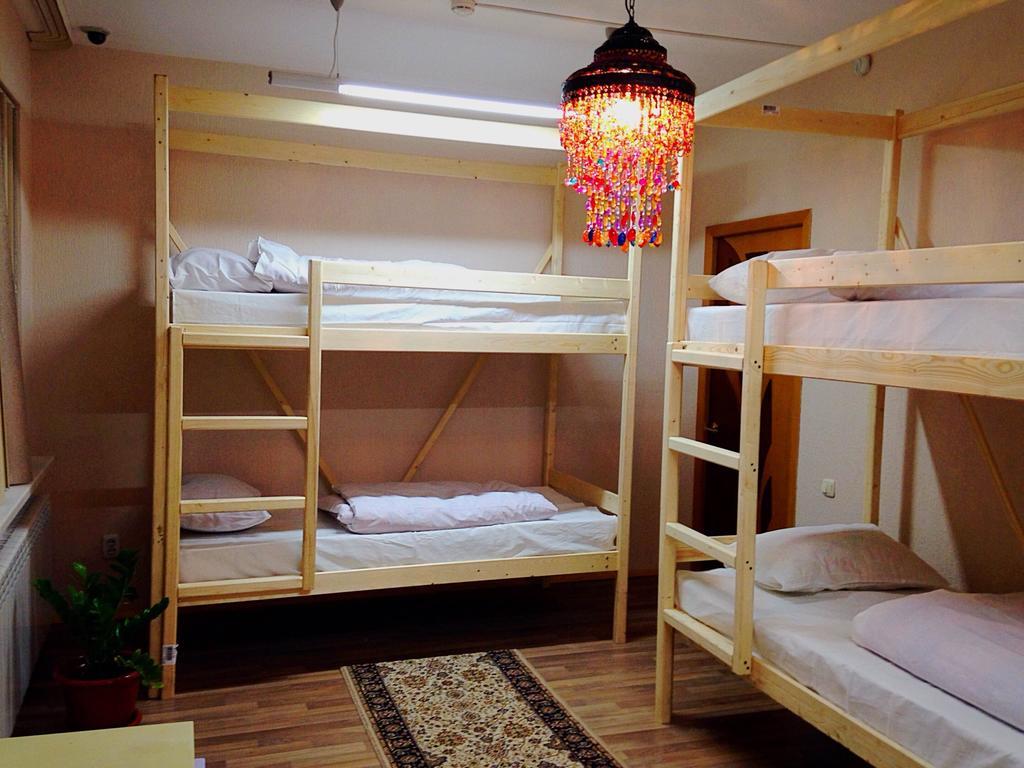 Hostel Arzy Atyrau Exterior photo